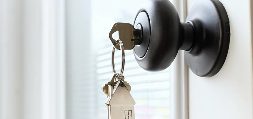 Bifold Door Knob Replacement in Live Oak, California